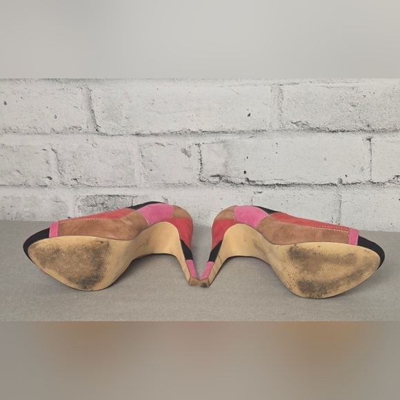 INC Suede Patchwork Peep Toe Platform Heels Red Pink Tan Size 8 - Picture 11 of 11